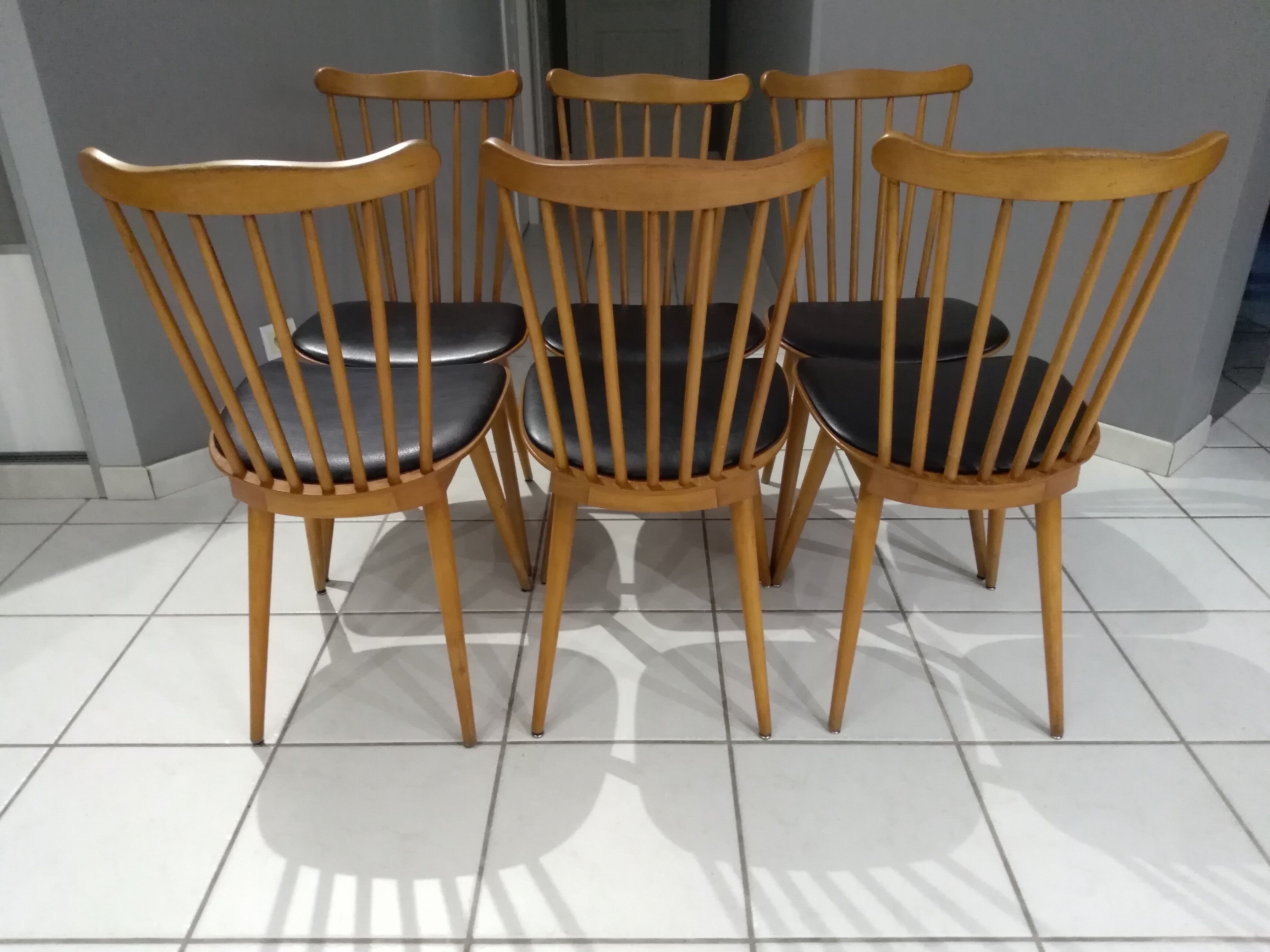 Suite de 6 chaises bistrot Baumann vintage "Menuet"