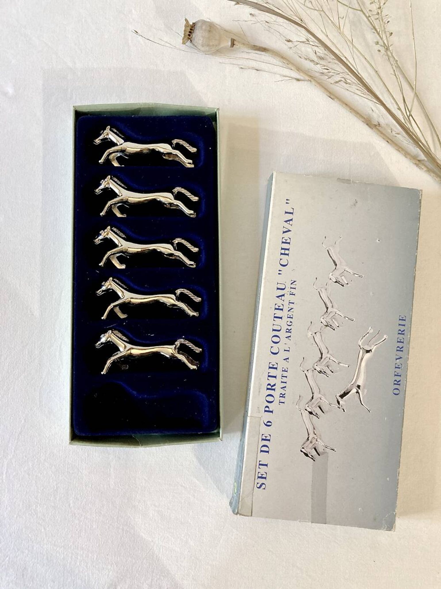 5 silver-plated knife rests in the shape of a horse. 1960s
