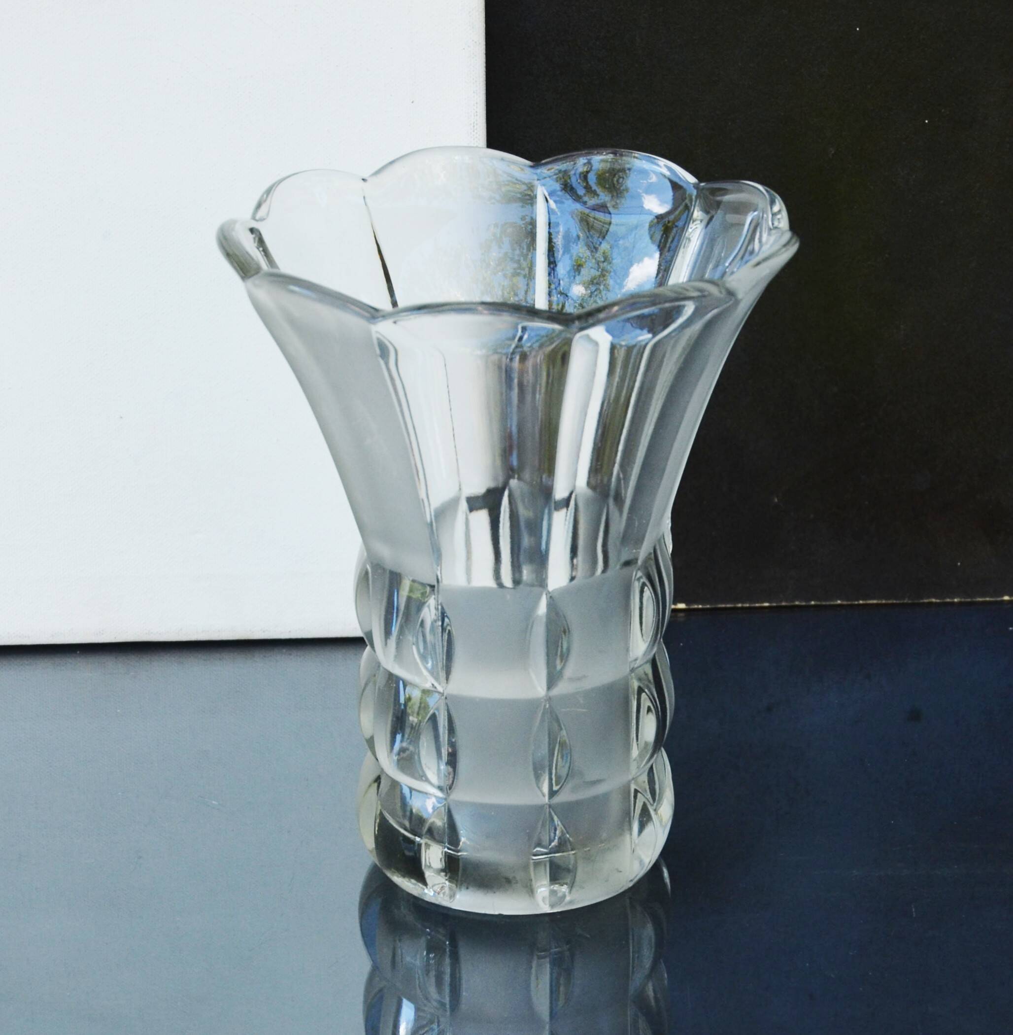 Art Deco Made in Czehoslovakia  Satin and Clear Glass - 22 cm tall