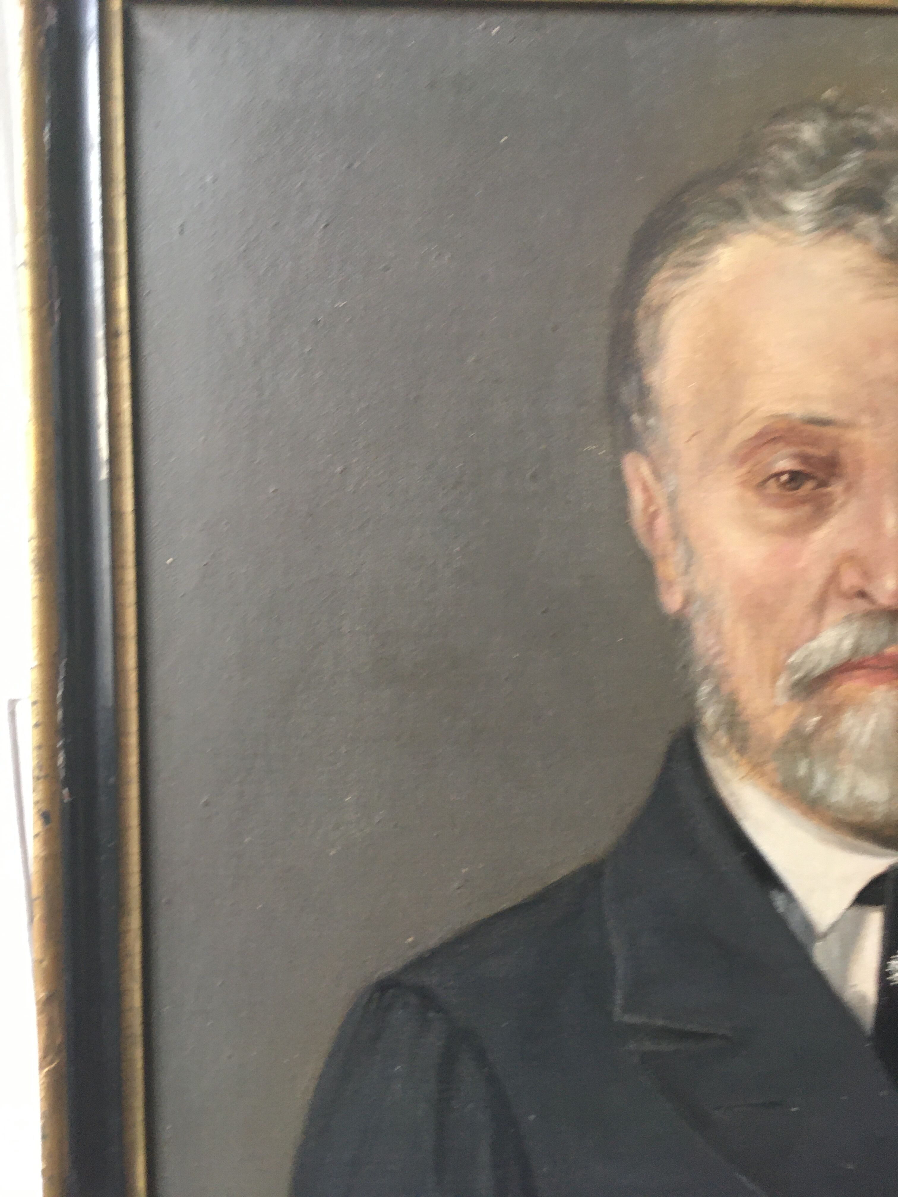 Portrait signed oil , date 19th ieme