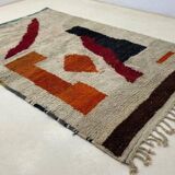 Handmade pure wool rug, size 140 x 260 cm.