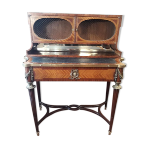 Bureau de dame à gradins