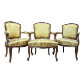 Mercier frères suite de trois fauteuils en noyer de style xv louis xix