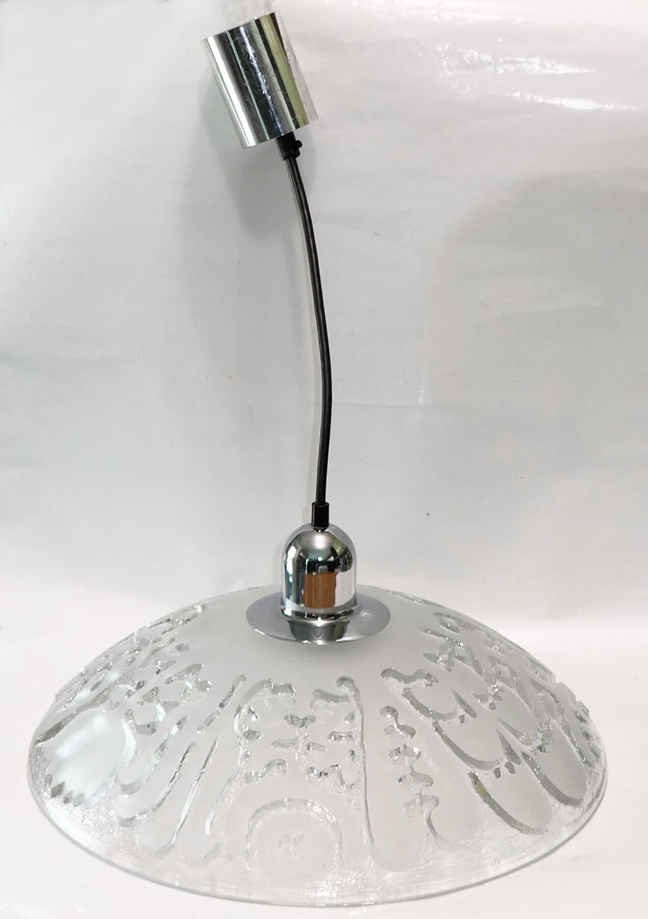 Suspension Peill & Putzler glass molded effect ice