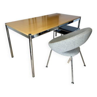 USM Haller desk in natural lacquered beech