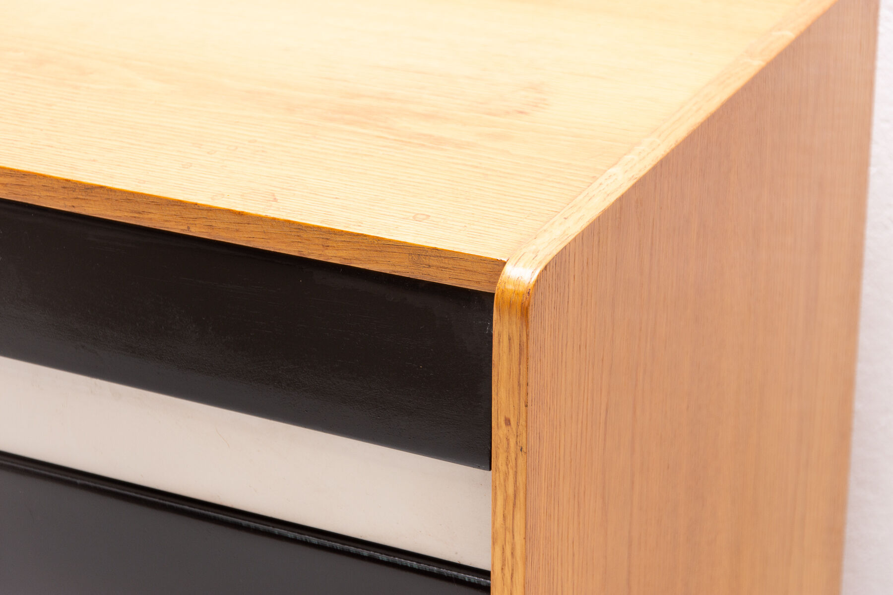 Enfilade U-460 par Jiří Jiroutek pour Interiér Praha