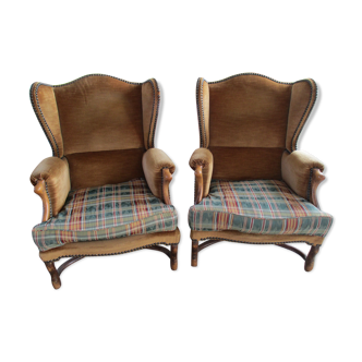 Louis XIII style armchairs