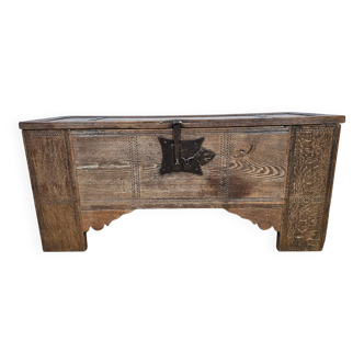 Gothic Chest 15th century