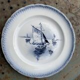 Set of 7 small dessert plates, Saint Amandinoire, Saint Amand decorated with sailboats
