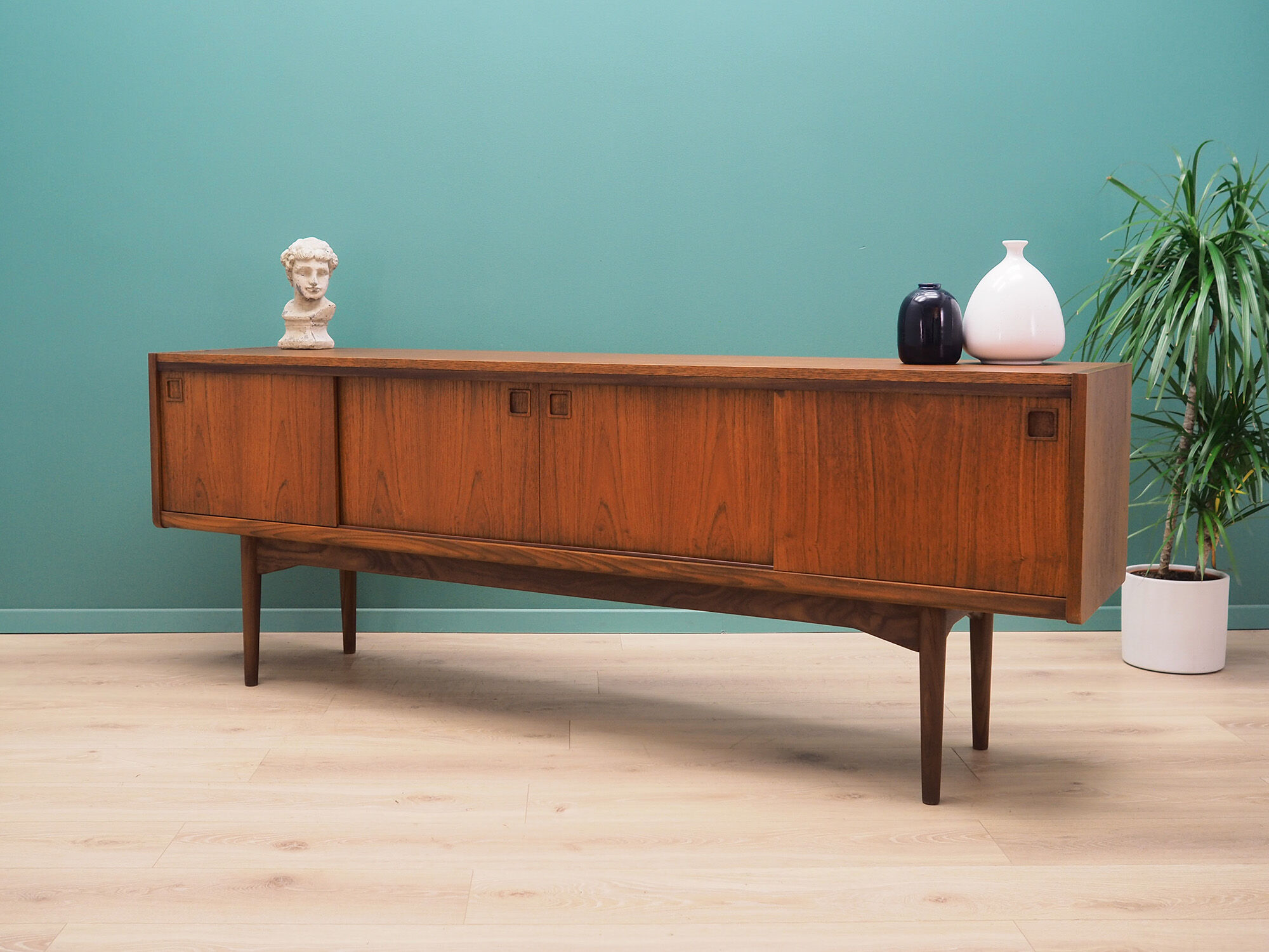 Sideboard teak, Danish design, 70