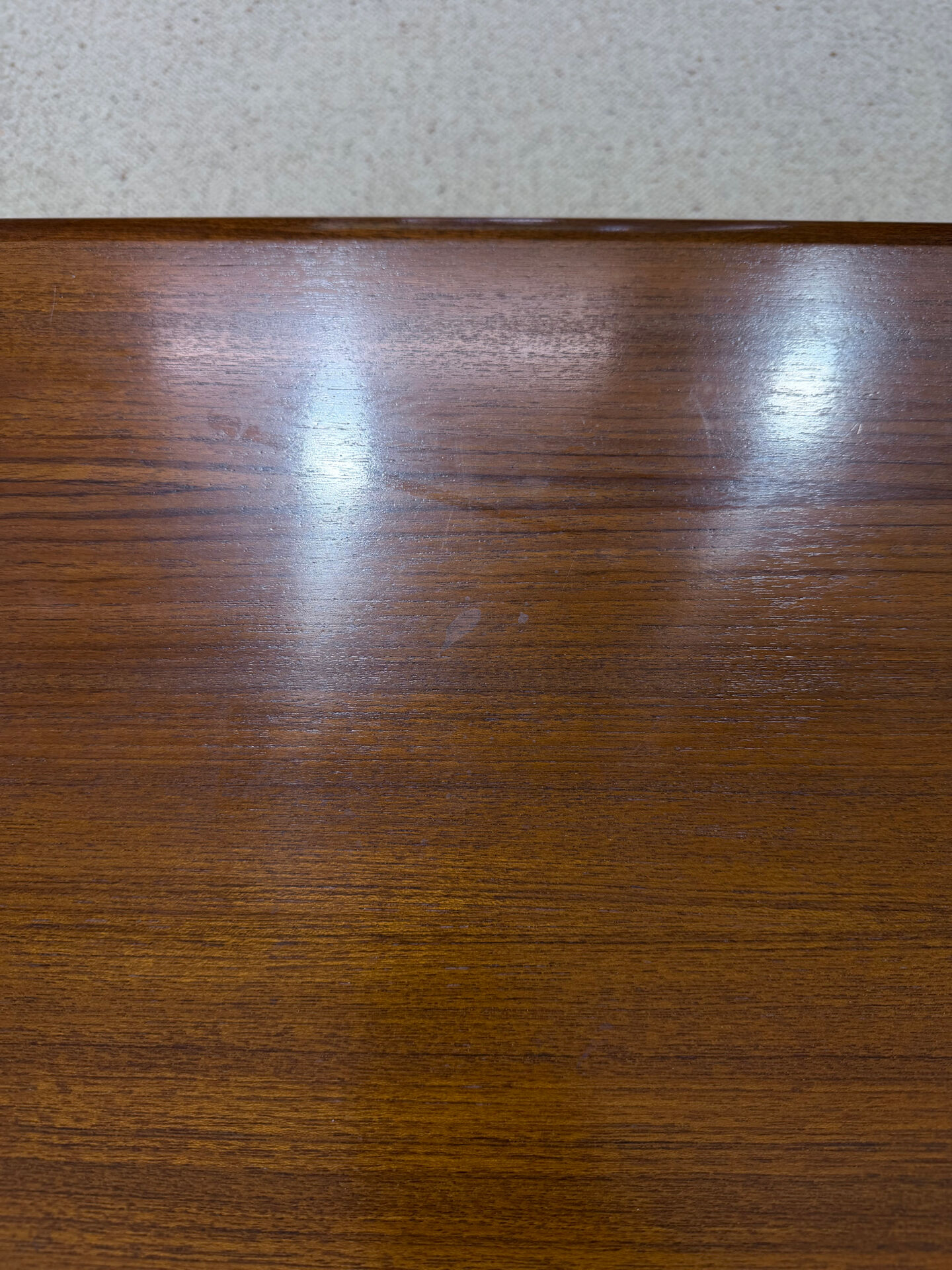 Vintage coffee table Johnart Design – organic lines