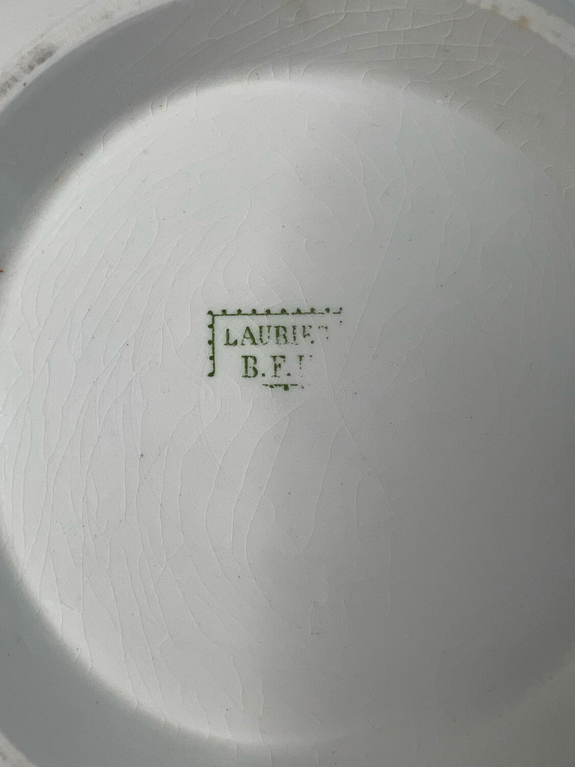 Laurel Salad Bowl BFK