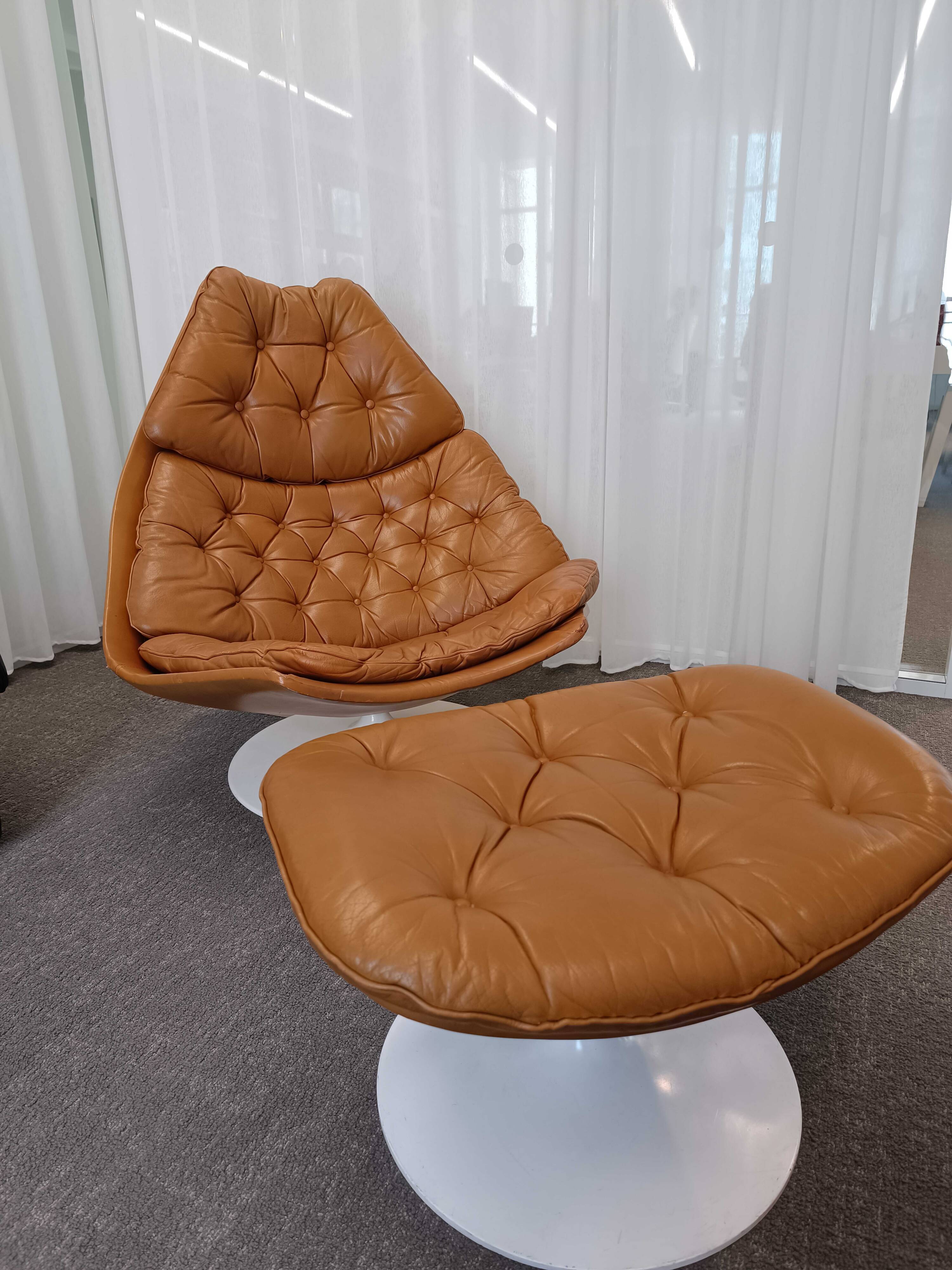 Geoffrey D. Harcourt Artifort FS588 Cognac Leather