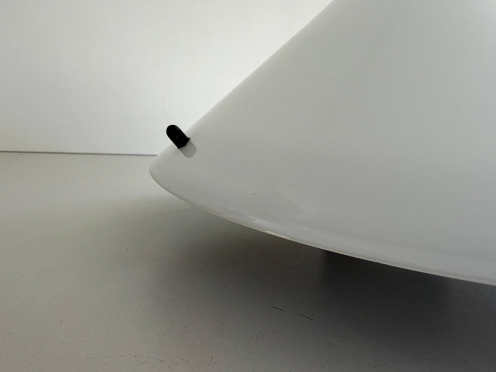 Simple opal glass wall light from the mid-century by Lamperti, 1960s, Italy.