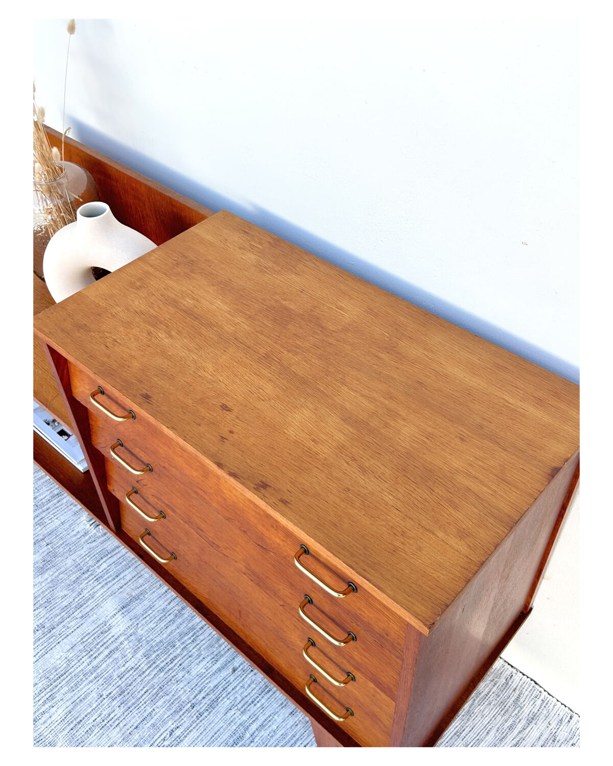 Chest of drawers in a row