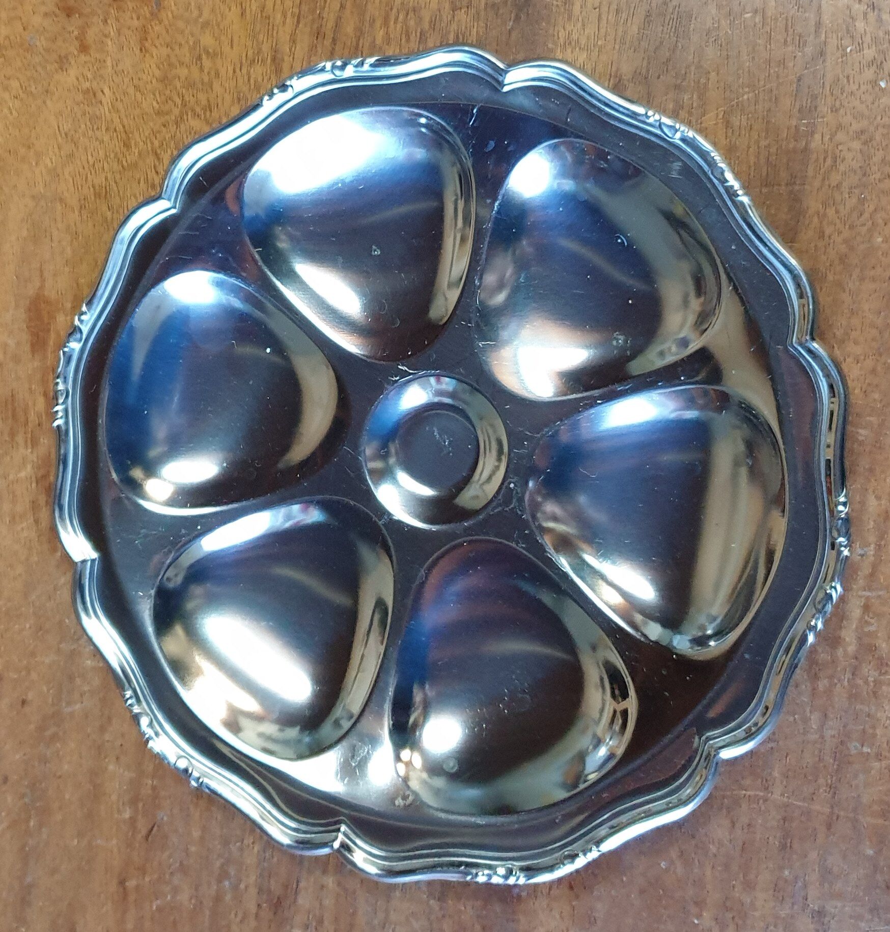 12 stainless steel oyster plates