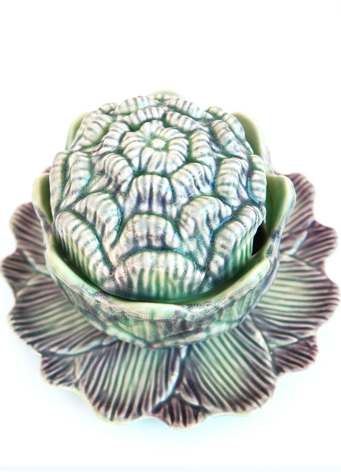 Artichoke mustard in green and purple purple slurry