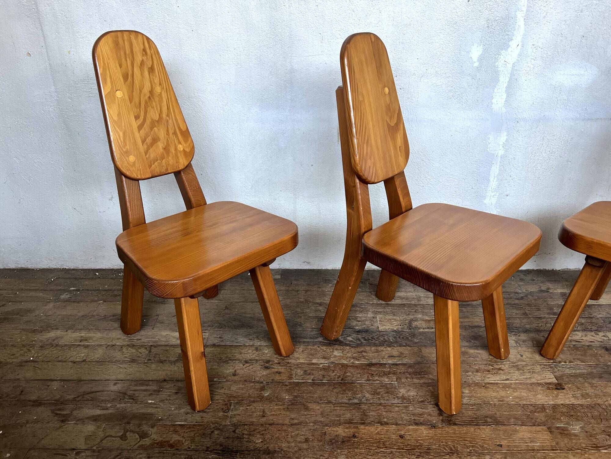 Brutalist pine chair 1970 Seltz style Regain Chapo Perriand vintage design