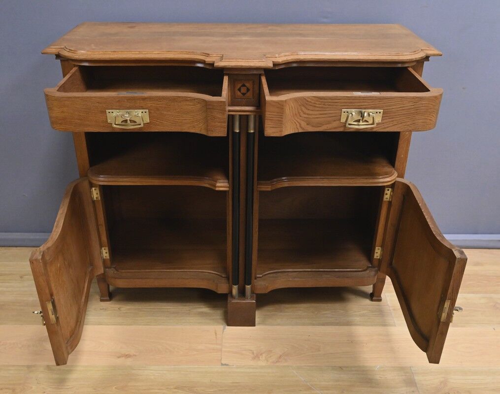 Oak dessert buffet in the style of Gustave Serrurier-Bovy, Art Deco – 1930