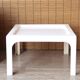 Table basse Prisunic en fibre de verre blanche, années 70