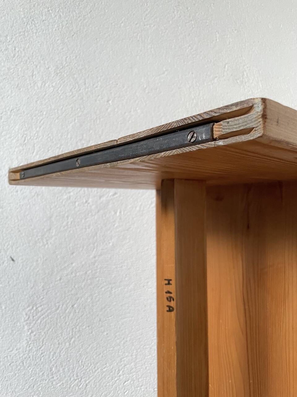 Maison Regain pine coffee table