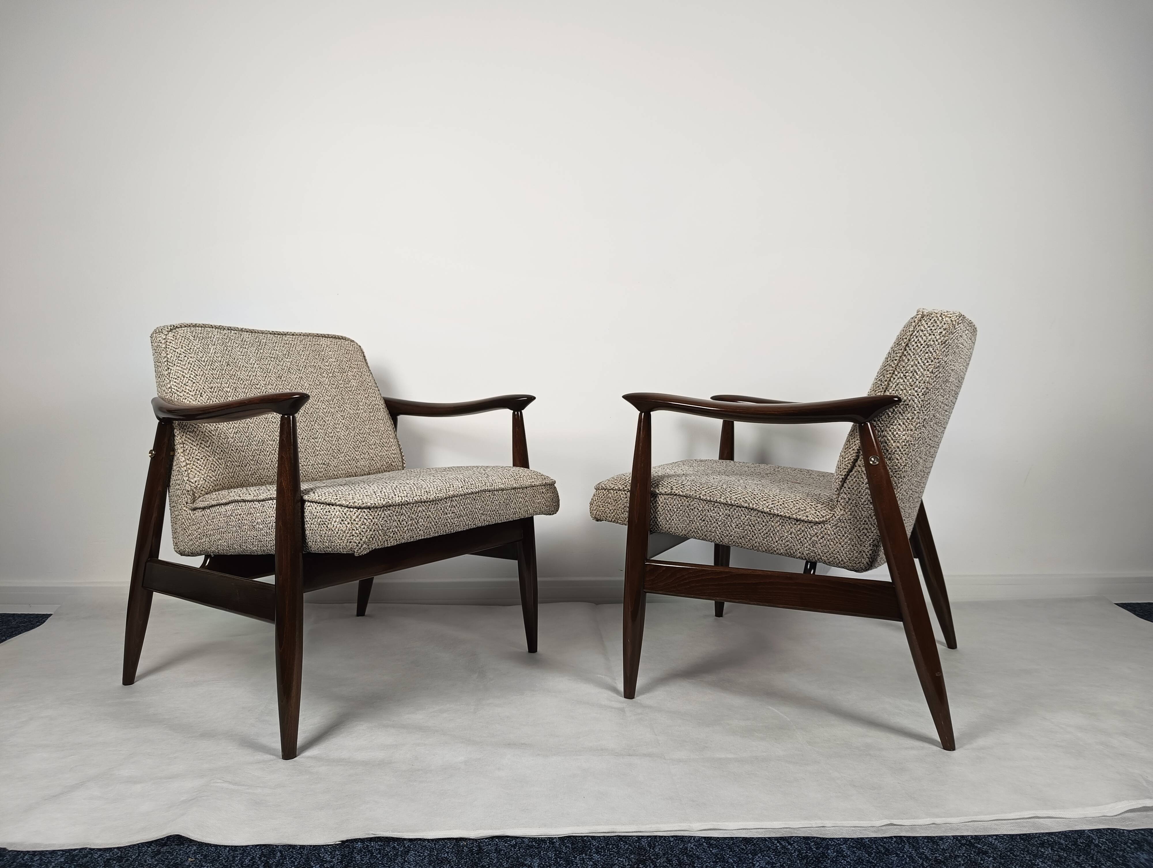Vintage gfm-87 armchairs by Juliusz Kędziorek set of 2