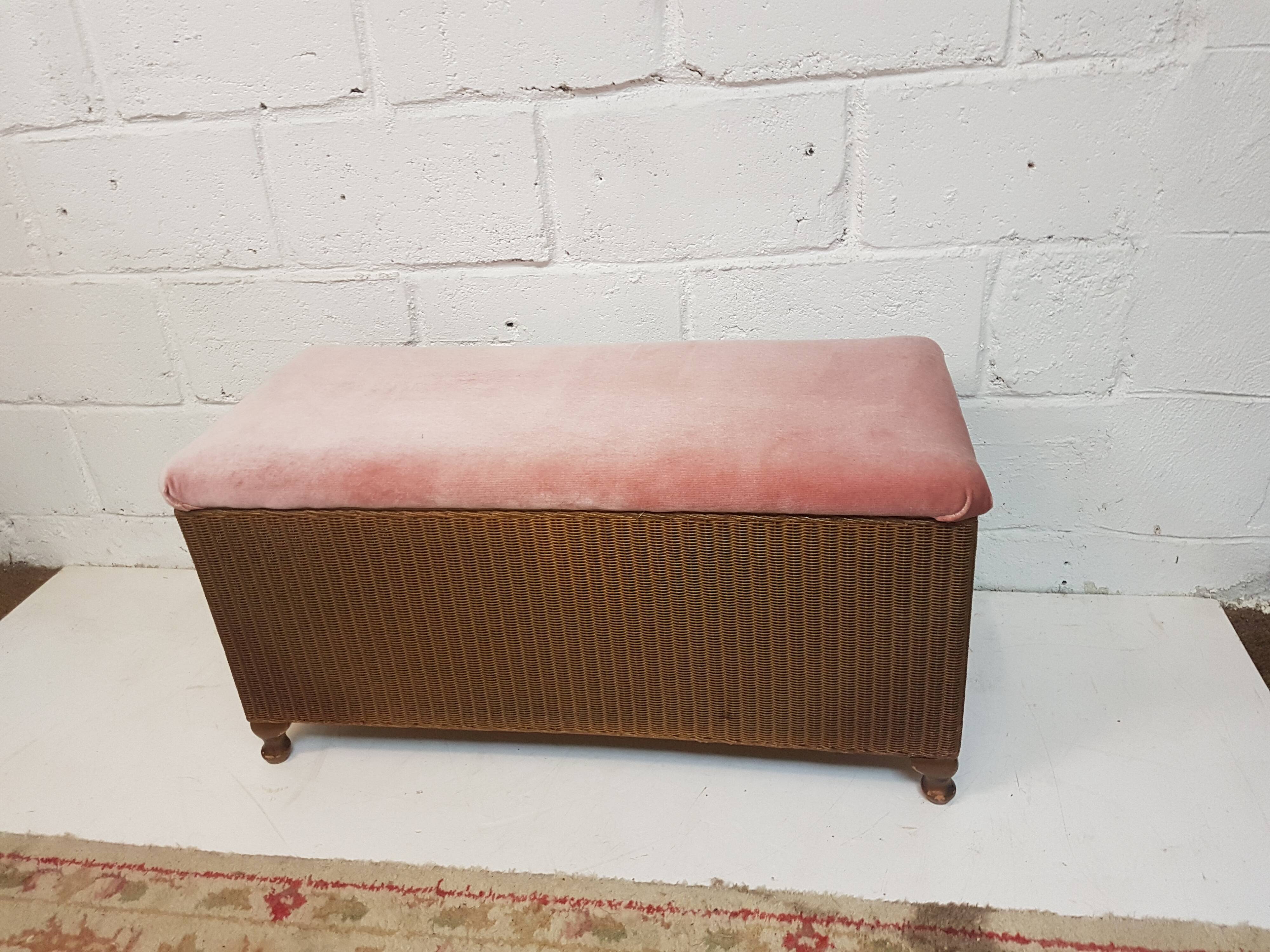 Lloyd loom chest bench