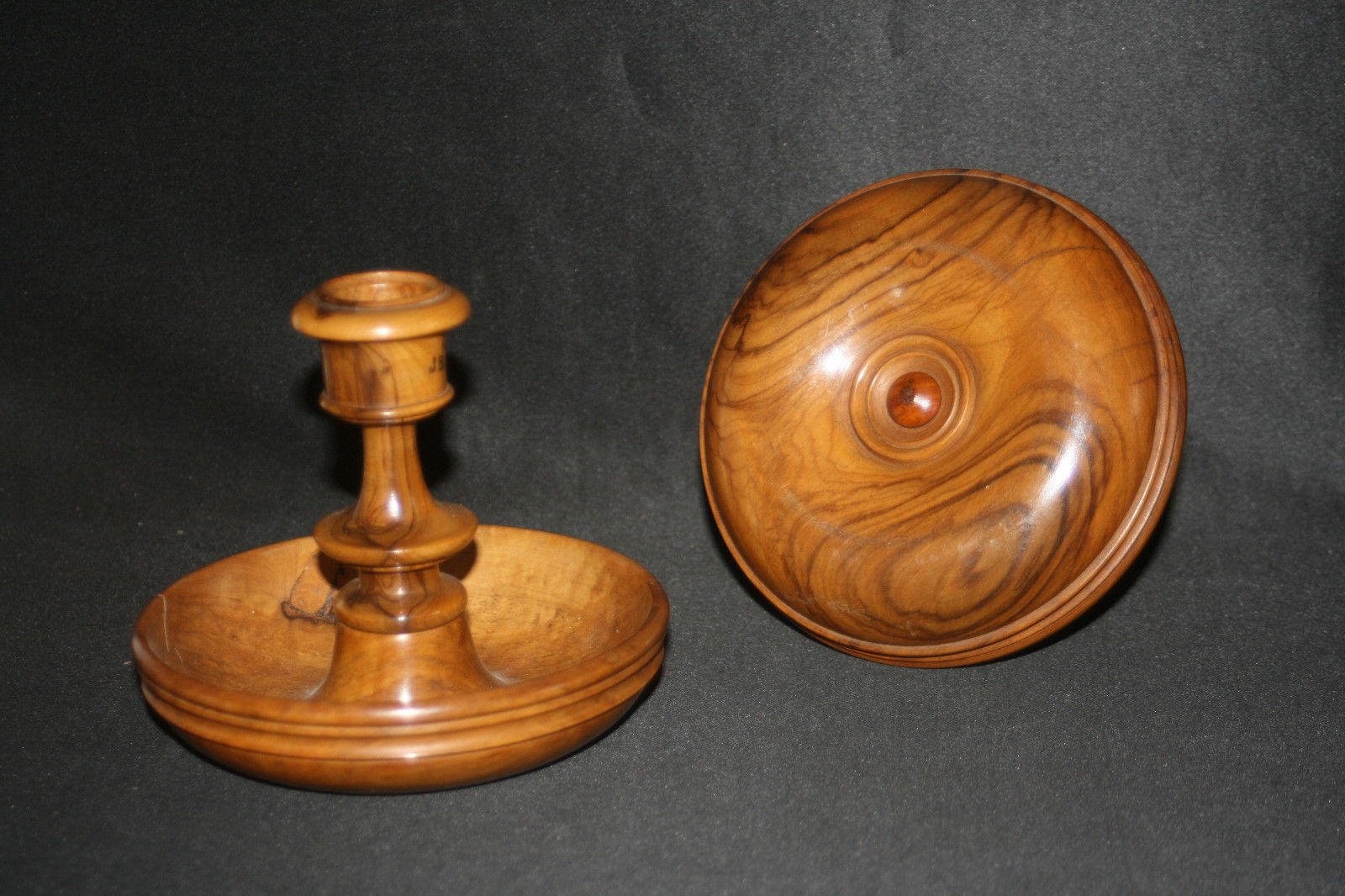 Old pair of candlestick in olivier remember Jerusalem early XX th