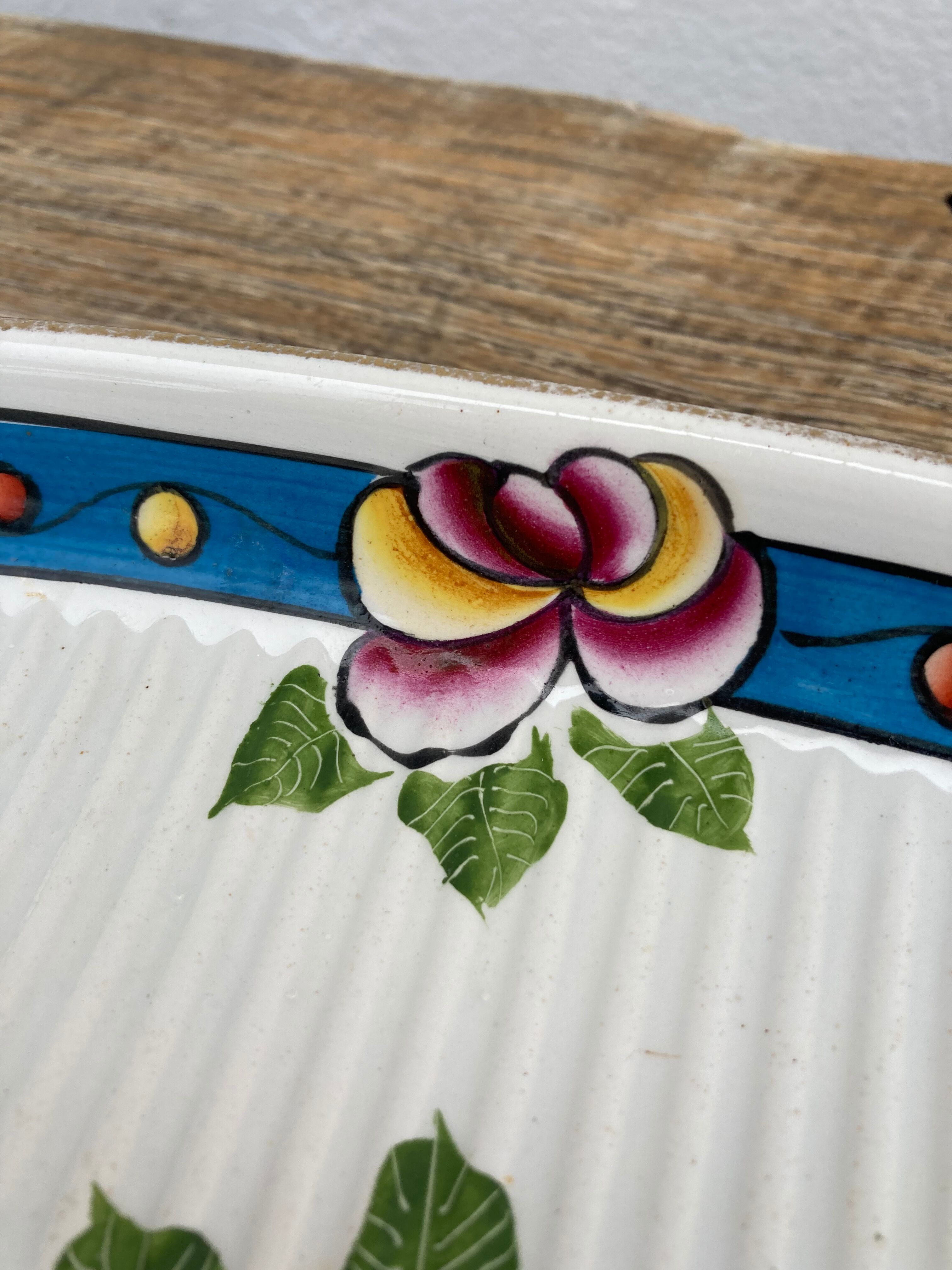 Delight Ceramic Wolf Mills