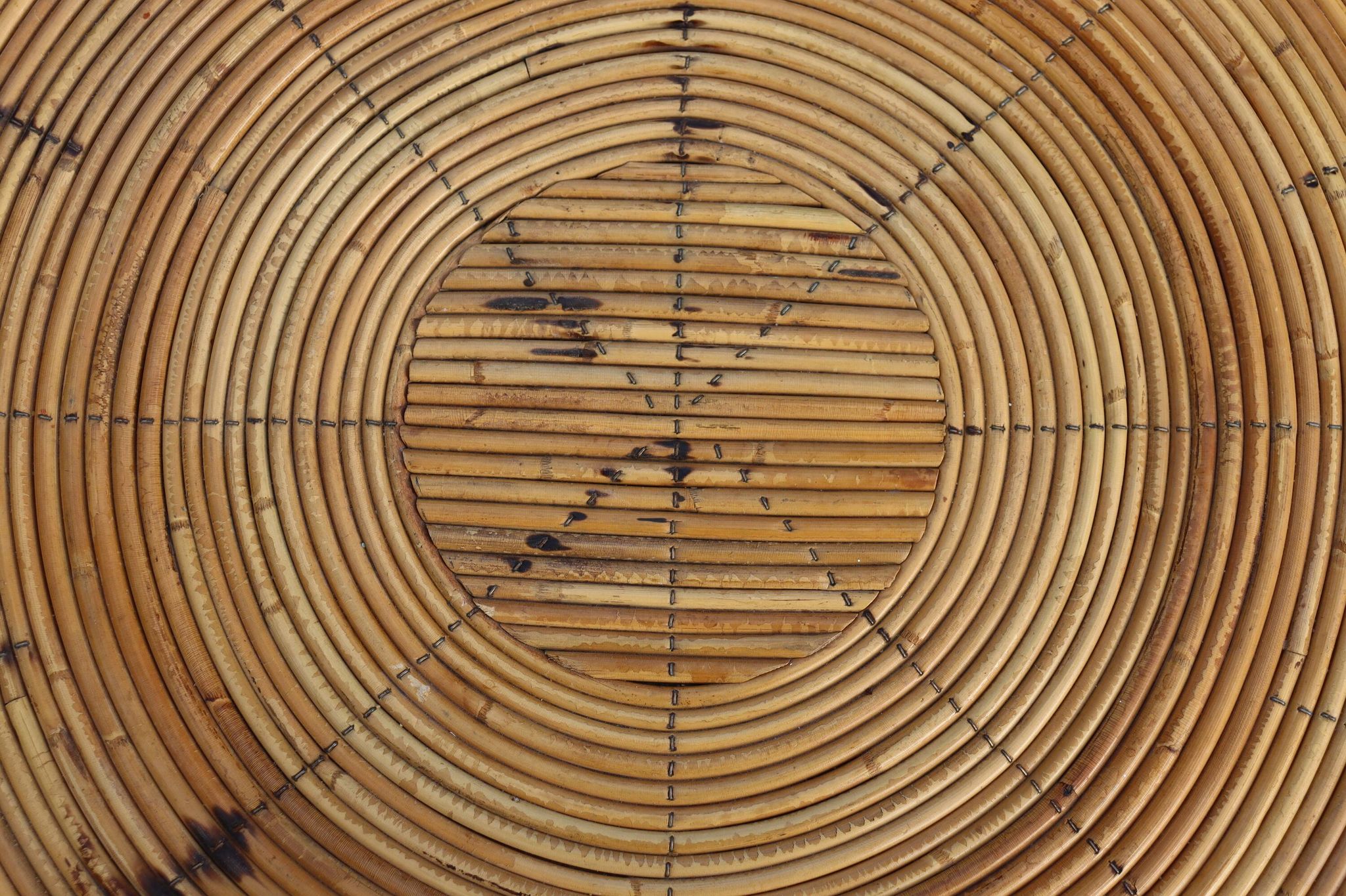 Table basse ronde en rotin style Audoux Minet