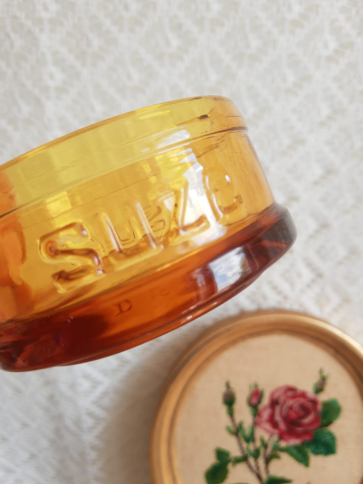Advertising ashtray Suze amber glass
