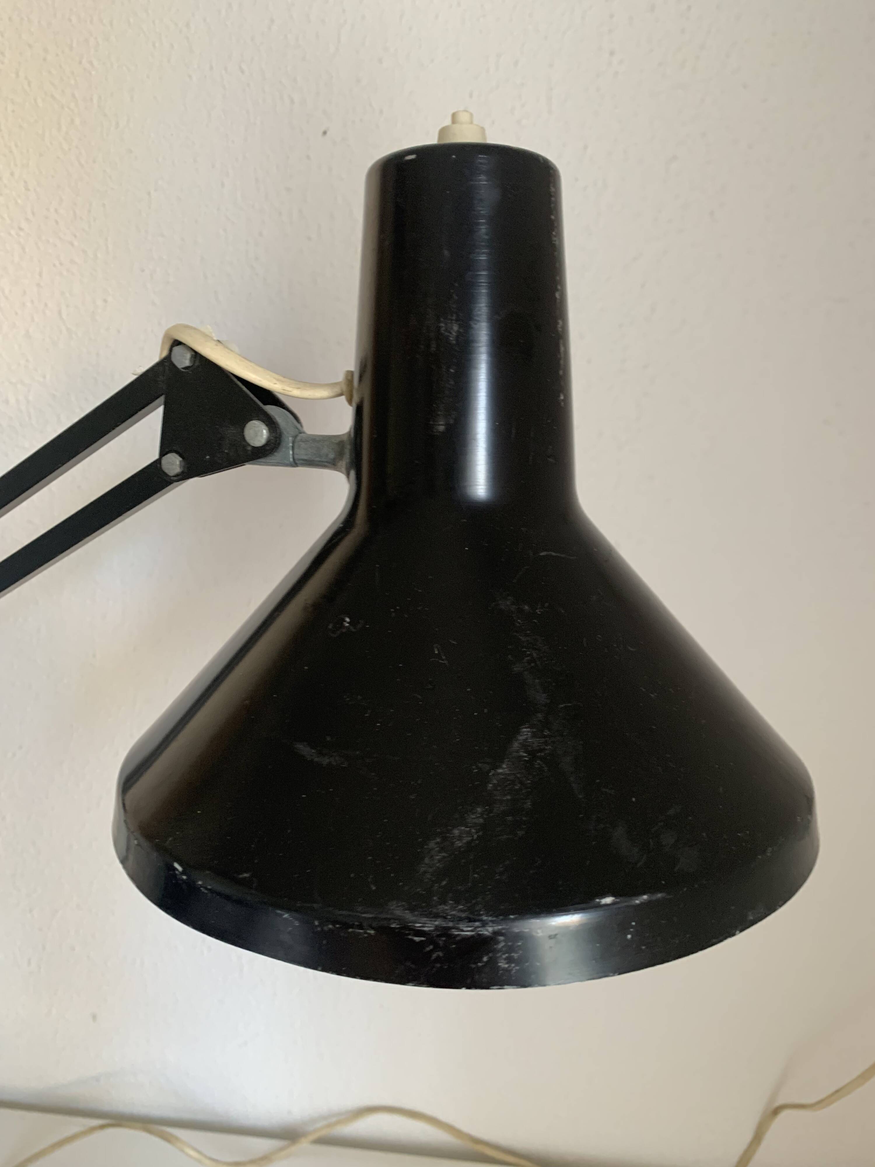 Lampe vintage 1970 d'architecte Twist noire bureau - 70 cm