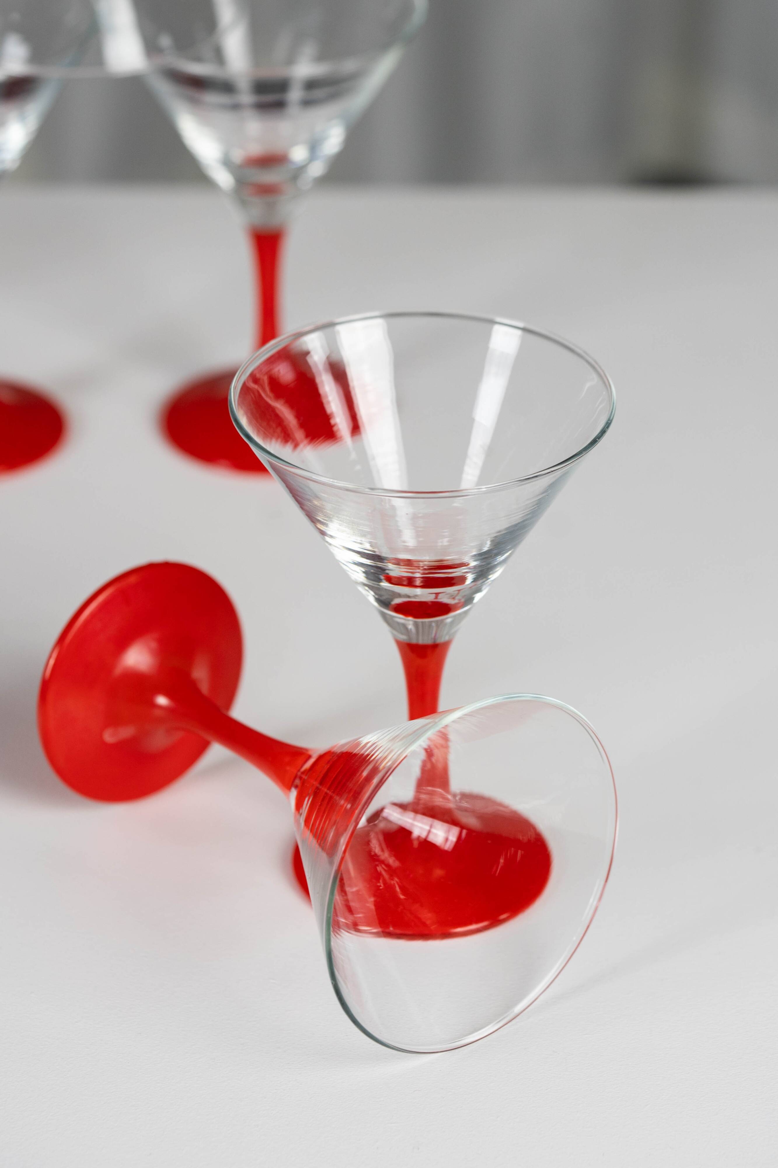 Set of 8 vintage cocktail glasses