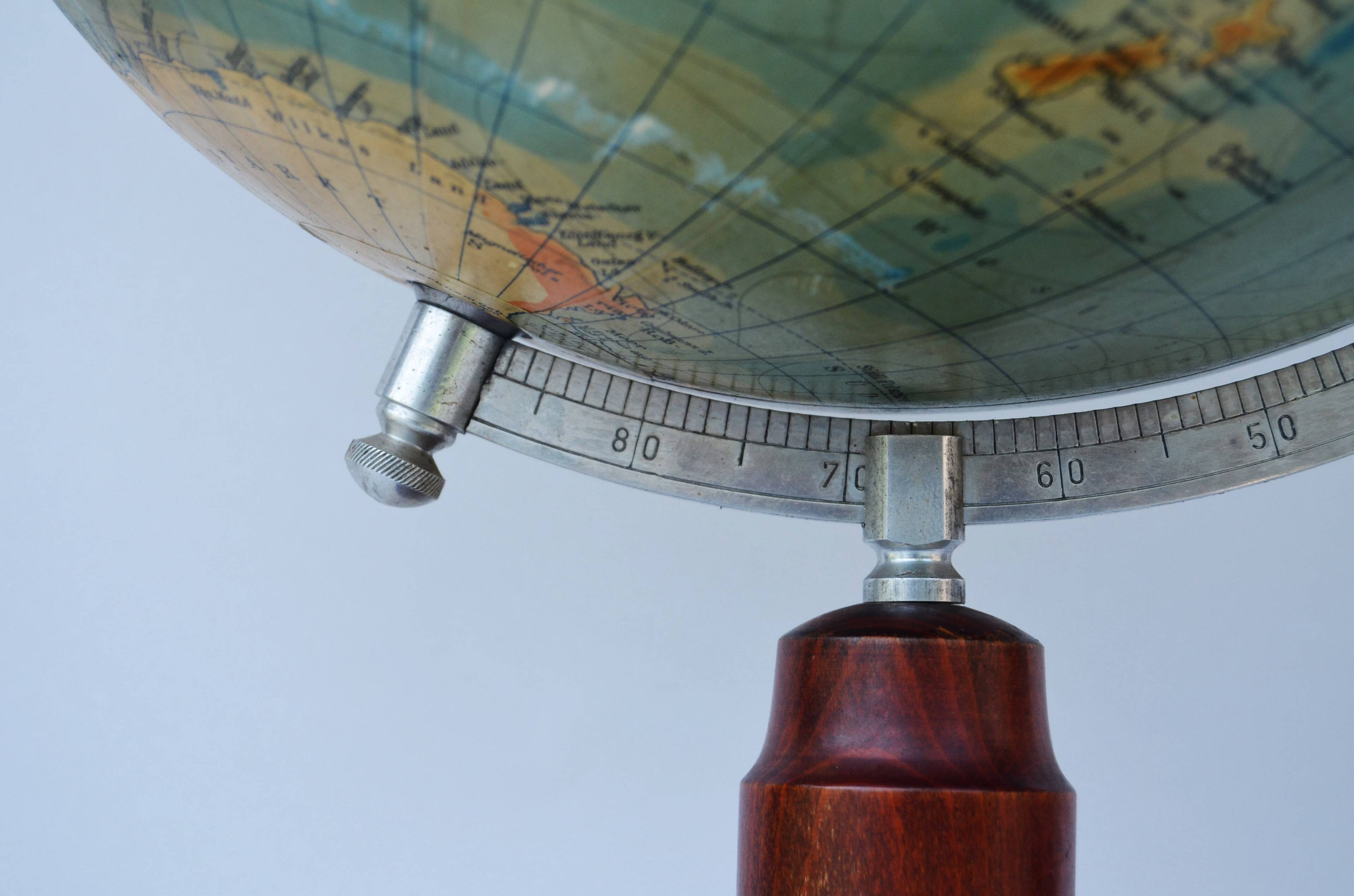 Large Earth globe 40s - Art Deco - Columbus Berlin  50 cm H