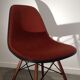Chaise de Charles & Ray Eames, édition Herman Miller.