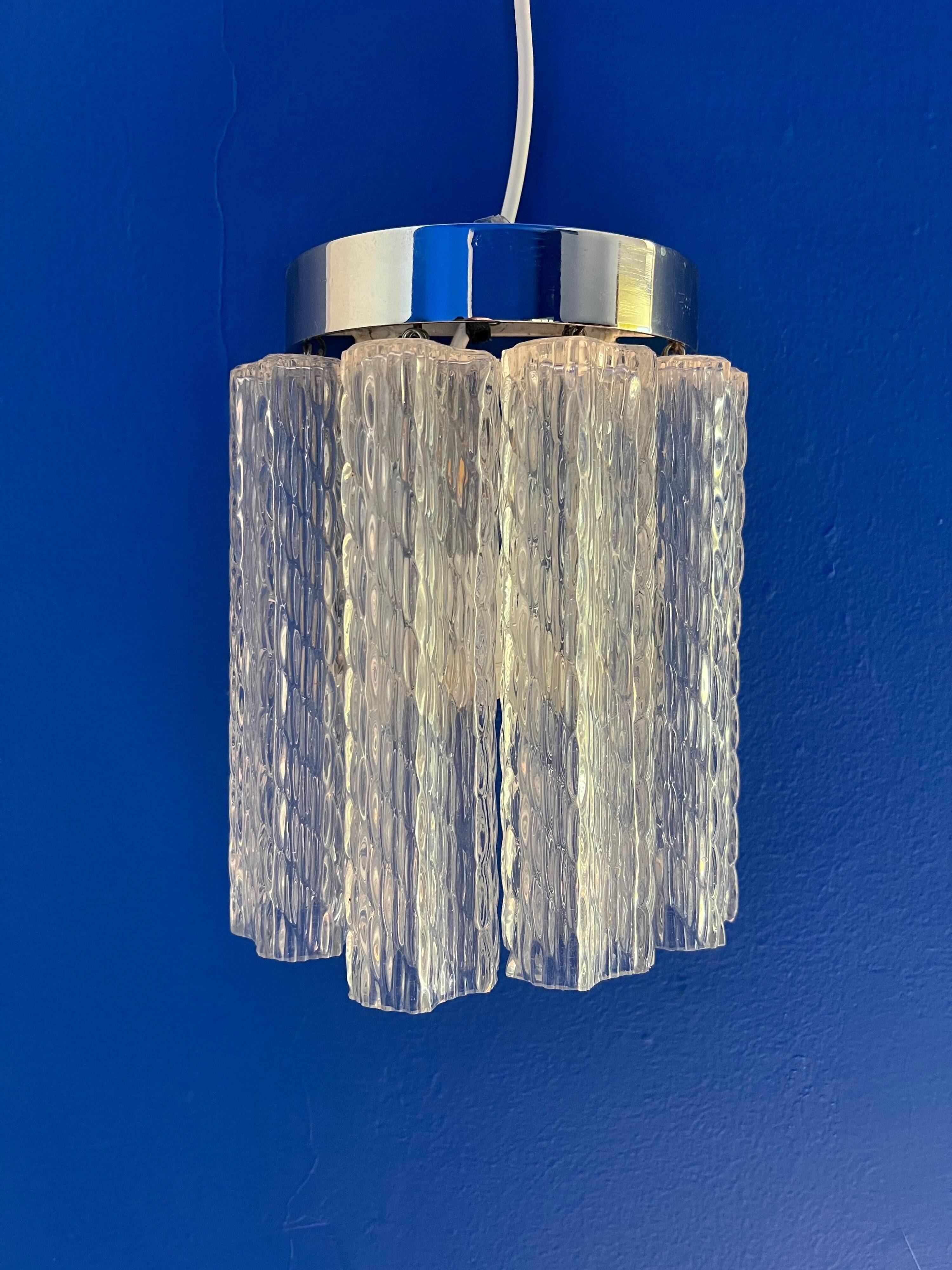 Set of two wall sconces in Murano glass and chromed metal, Italian Decorative