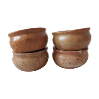 Set of 4 sandstone ramekins