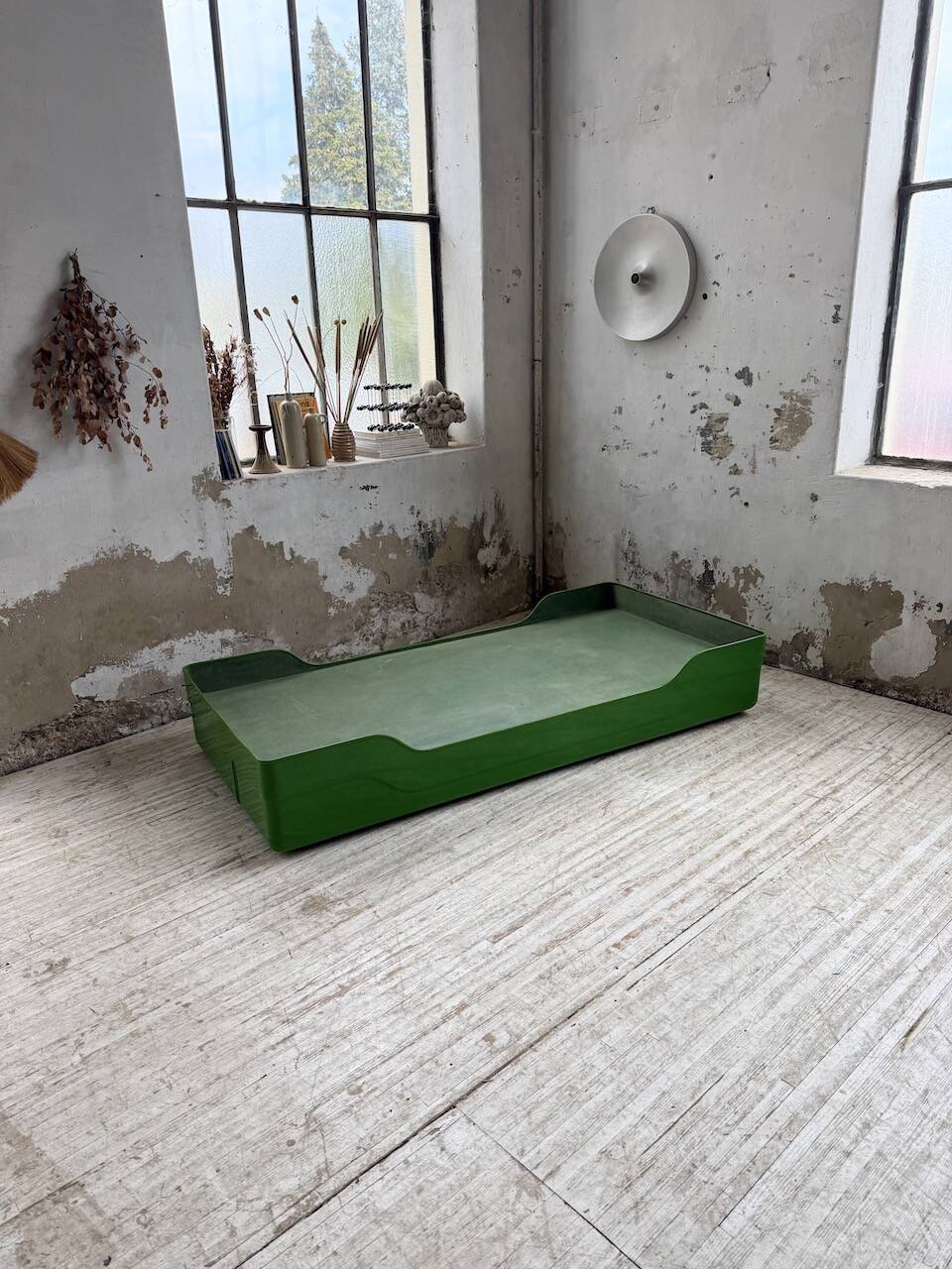 Ozoo single bed by Marc Berthier for Roche Bobois, 1967