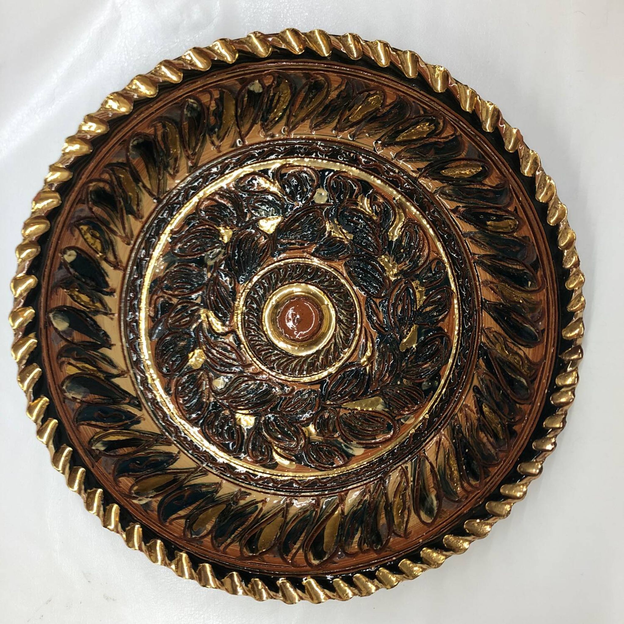 Plat en céramique de Nimy par Georges Destrebecq