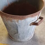 Large zinc basin
