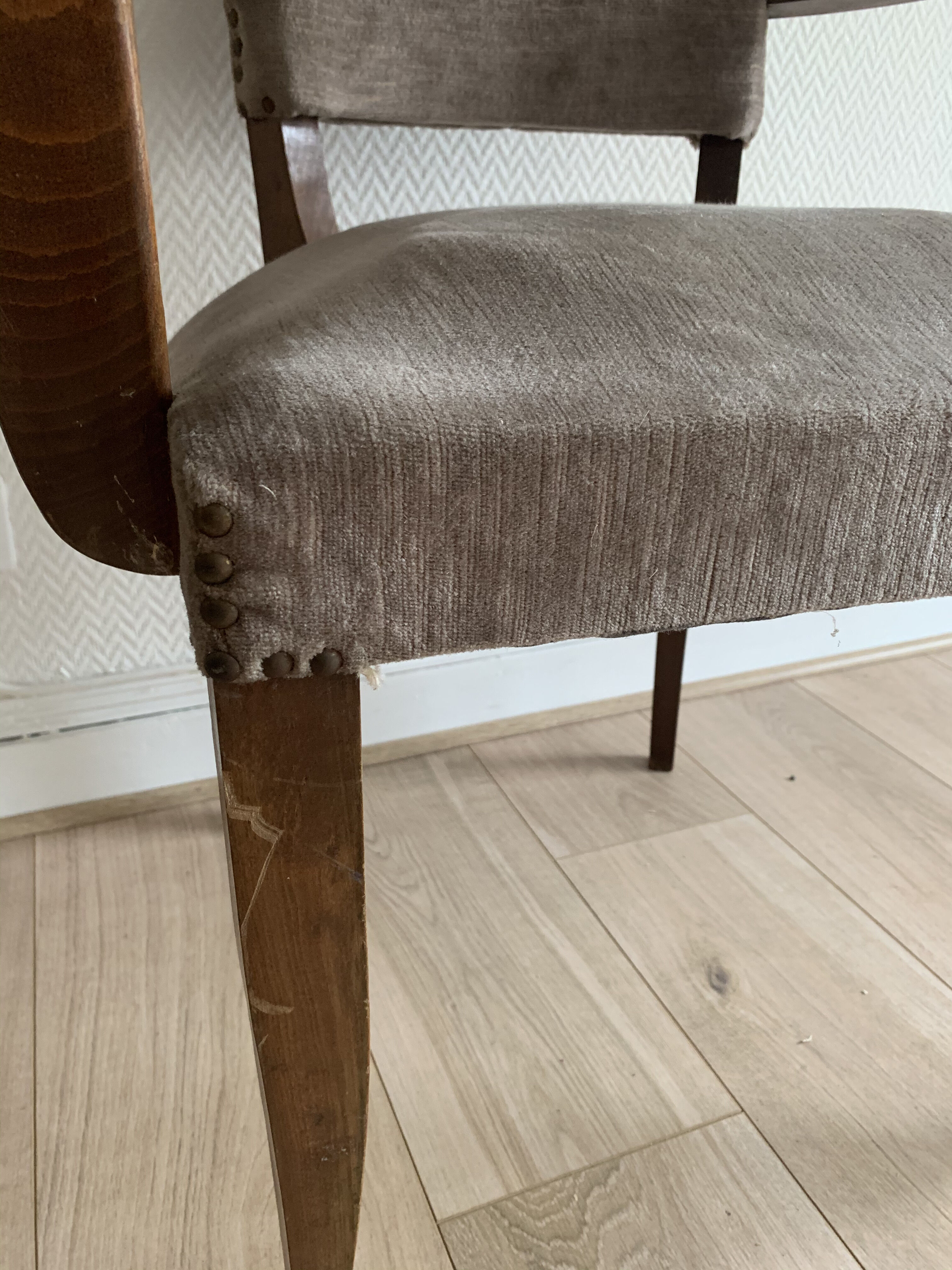 Bridge chair vintage grey velvet