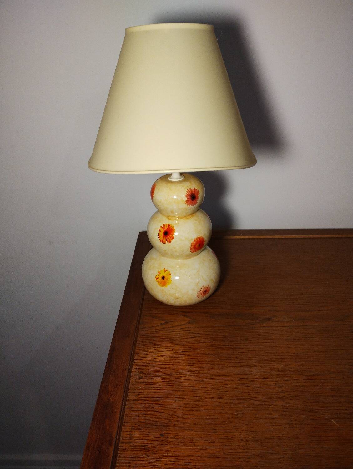 Floral lamp
