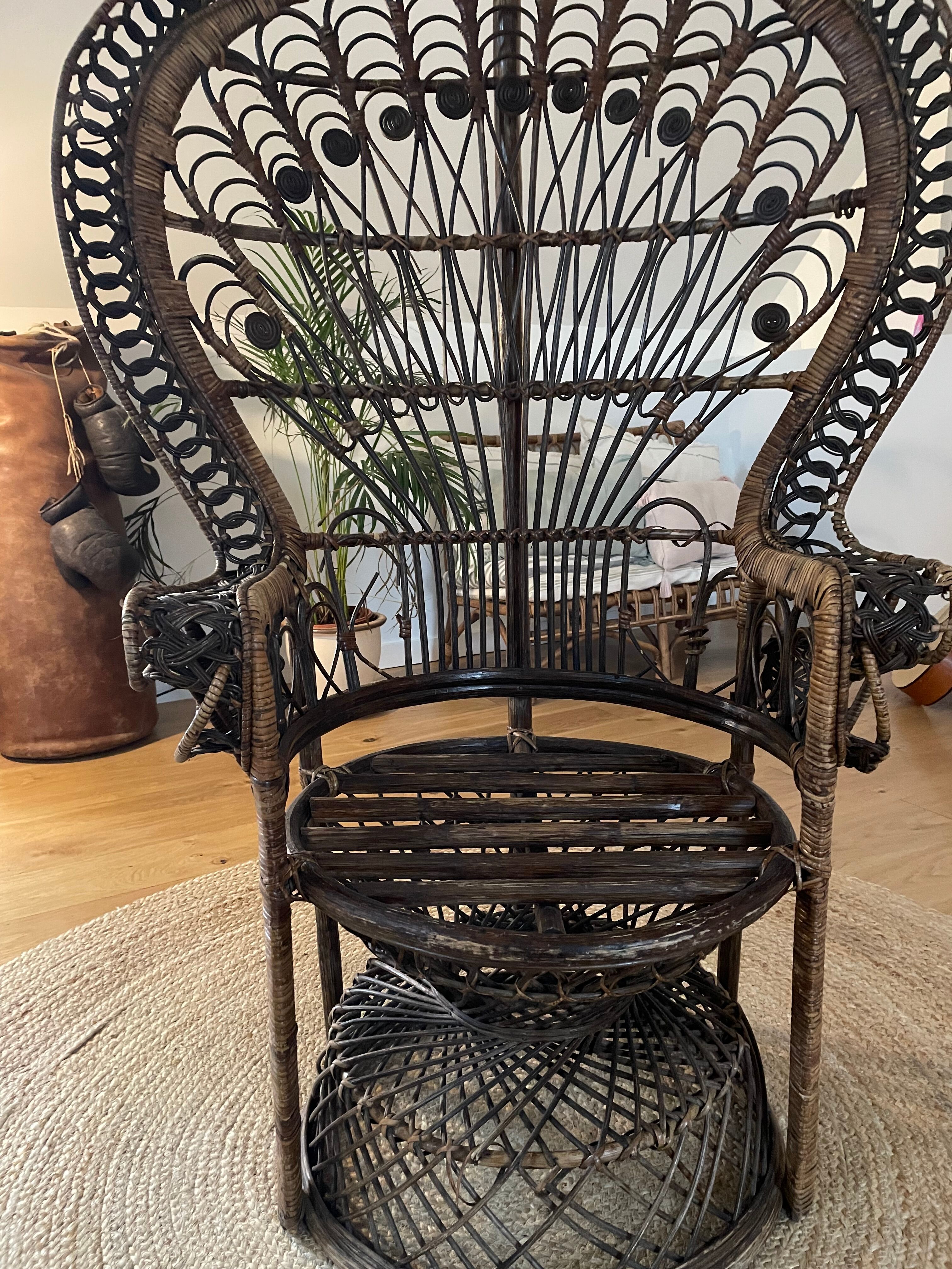Emmanuel armchair