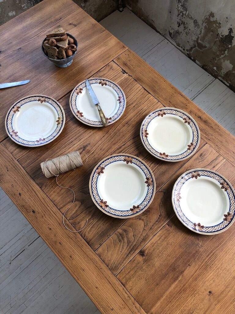 7 Creil Montereau plates