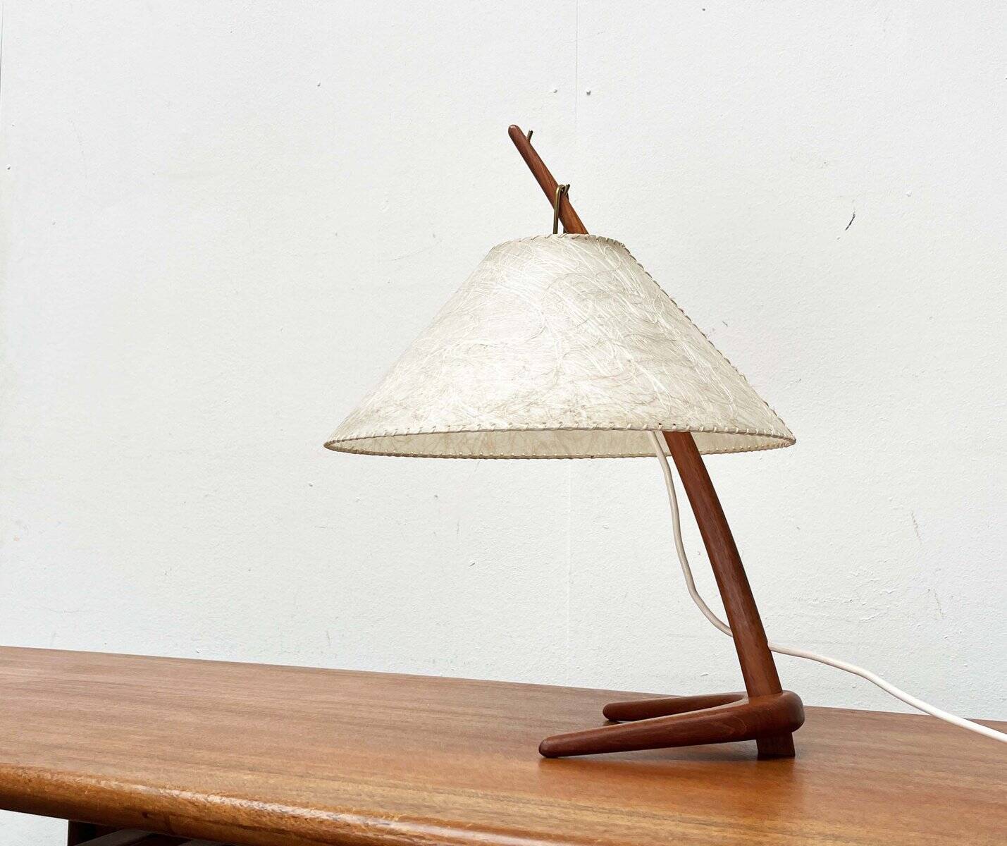 Dornstab table lamp in modern teak from the mid-century by A. Pöll for Kalmar, Vienna, 1950s.