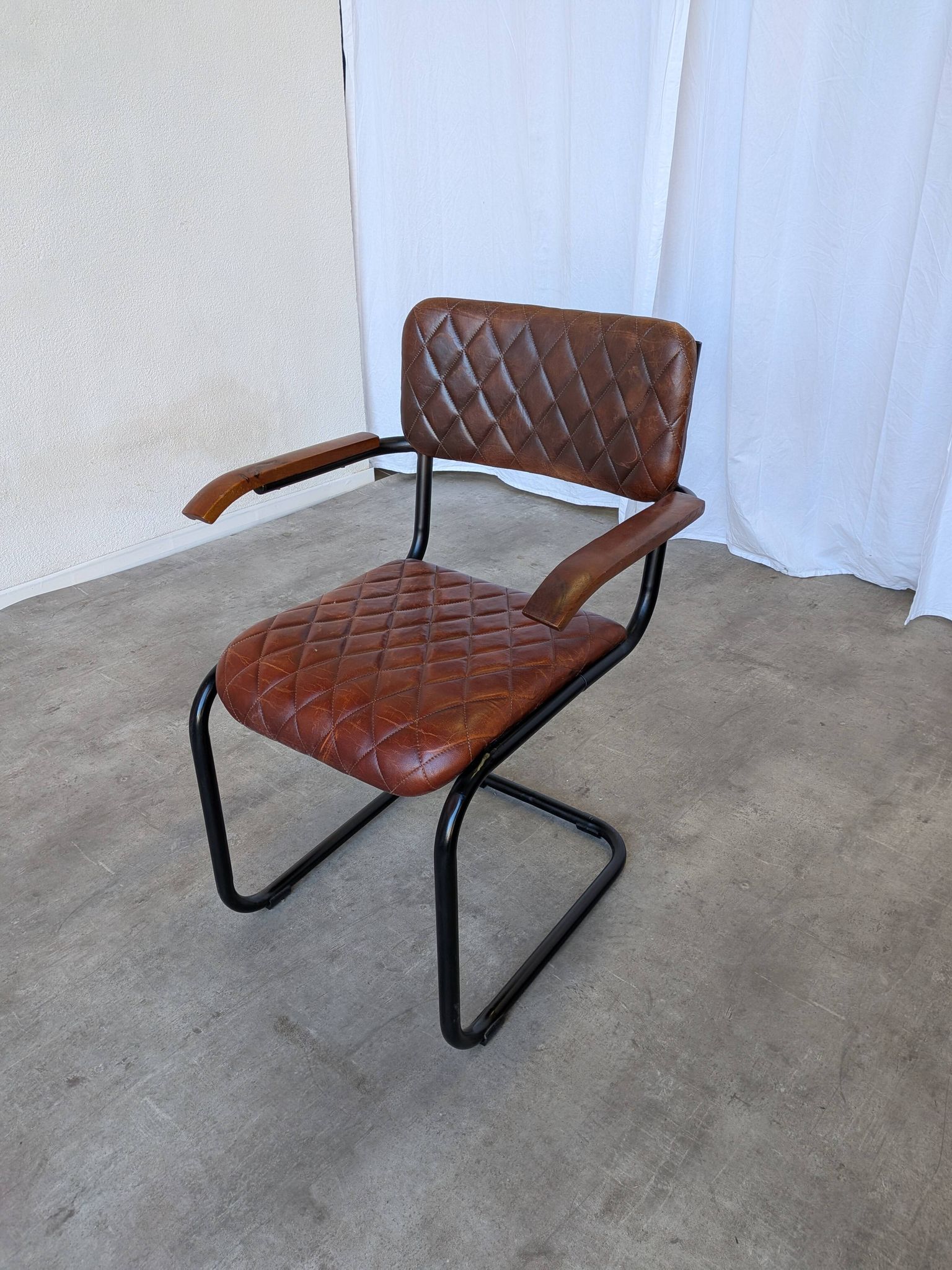 Chaise de salle à manger en cuir matelassé vintage : fauteuil de bureau industriel