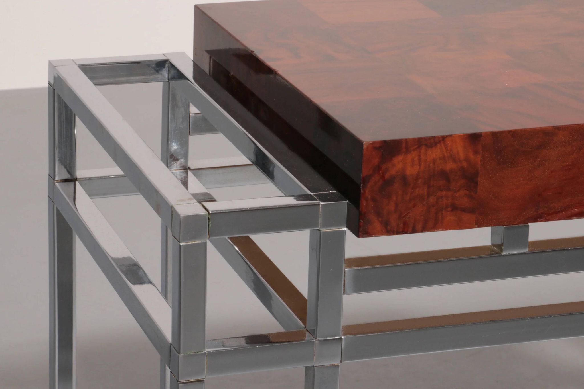 Table console en chrome et bois d'Aldo Tura, années 1970
