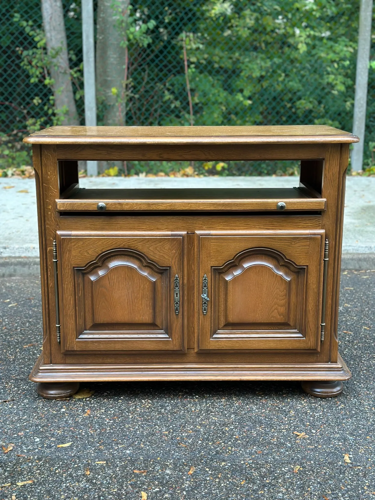 TV cabinet sideboard in solid oak with rotating top 1980