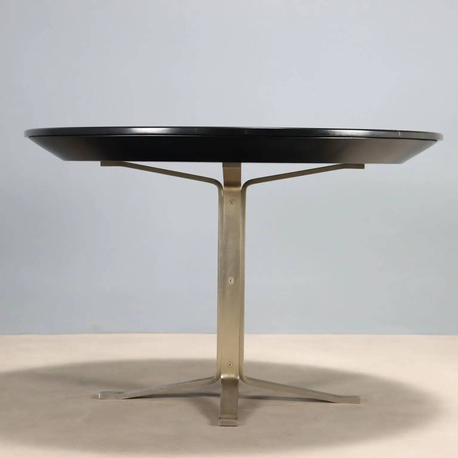 Formanova table vintage design G. Moscatelli in wood, Italy, 1970s