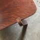 Table basse mid-century en bois marron 1970, plateau rectangulaire coins arrondis